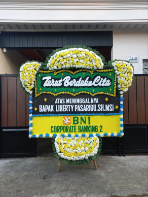 Papan Bunga Duka di Pakasai