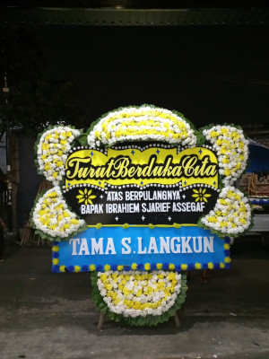 Papan Bunga Duka di Pakasai