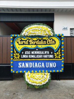 Papan Bunga Duka di Pakasai